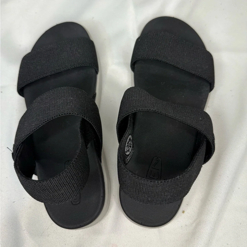 Keen black sandals - Picture 4 of 10